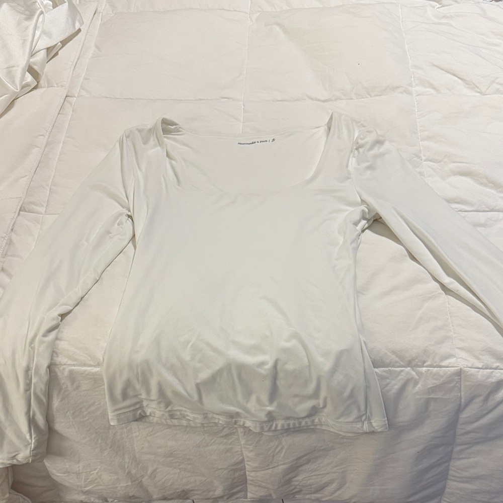 Abercrombie & Fitch Cream Long Sleeve